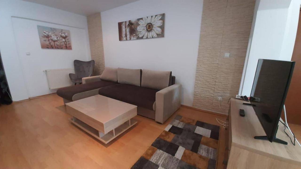 Monik Apartament Sinaia Exteriör bild